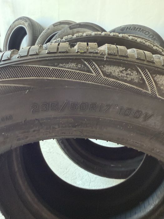 Гуми 235/50/17 FALKEN