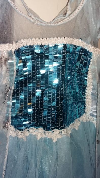 Rochie rochita Frozen Elsa cu volane 5,6,7 ani