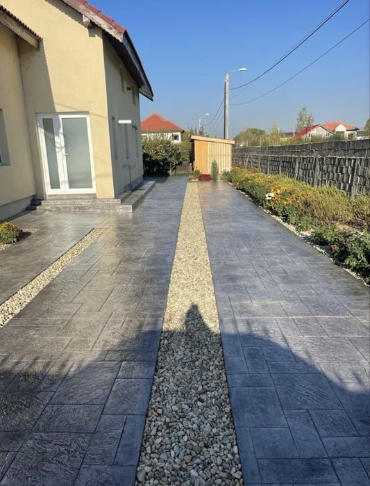 Beton amprentat diferite modele si culori.