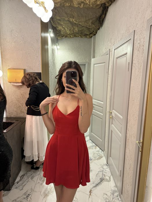 Платья на праздники (почти новые)