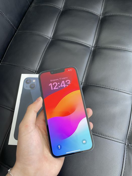 Продам айфон 13 128гб