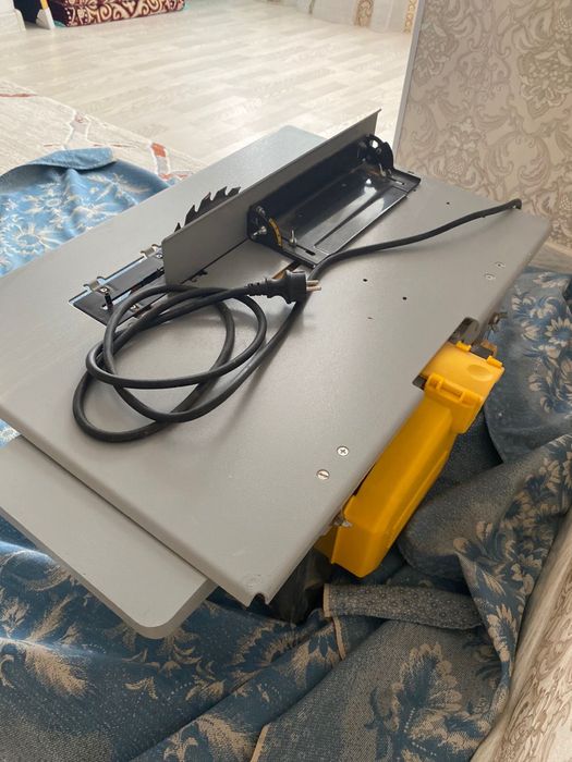 Деревообрабатывающая машина