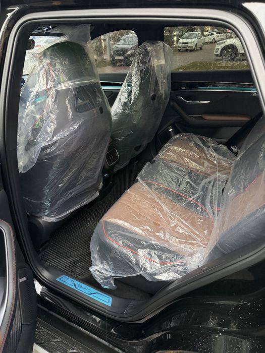 Byd champion Gibrit eng fuli