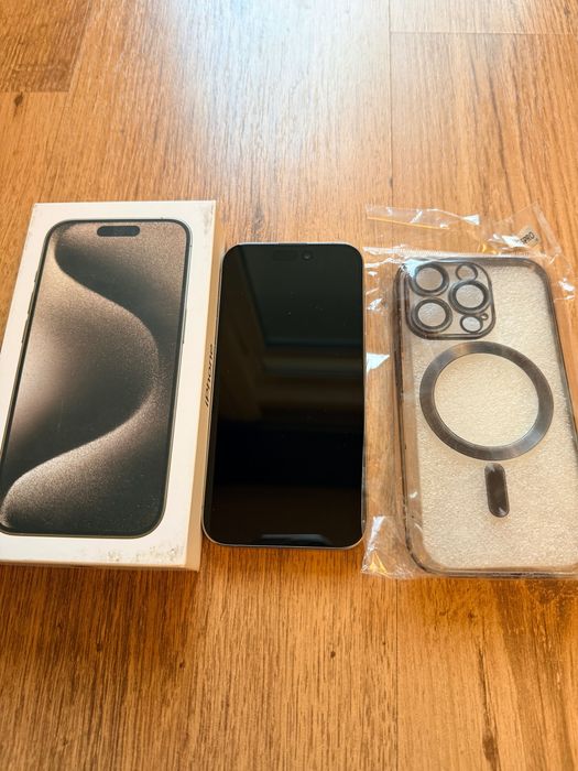 Телефон iPhone 15 Pro