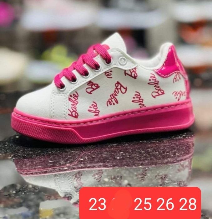 Adidasi pentru fetite