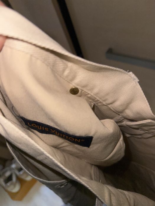 Louis Vuitton carpenter бежов панталон
