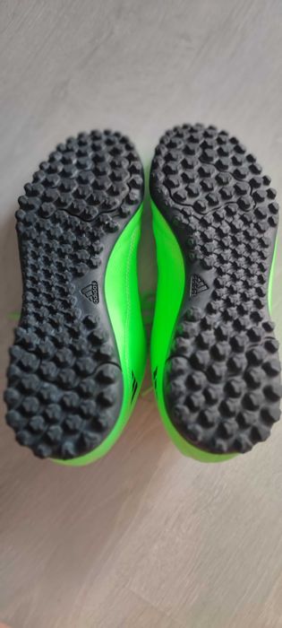 Футболни бутонки Adidas