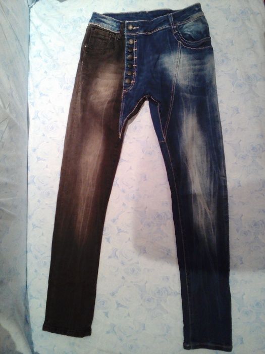 Интересни с сив и син крачол еластични екстравагантни, елегантни дънки