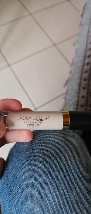 Fon de ten și consilier