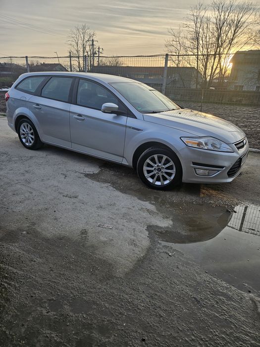 FORD Mondeo 2014 — imagine 2