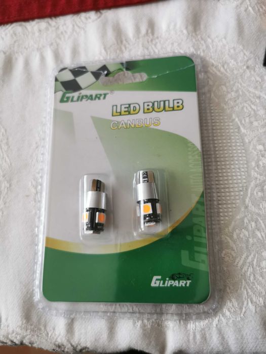 Продавам Лед крушки за габарит
