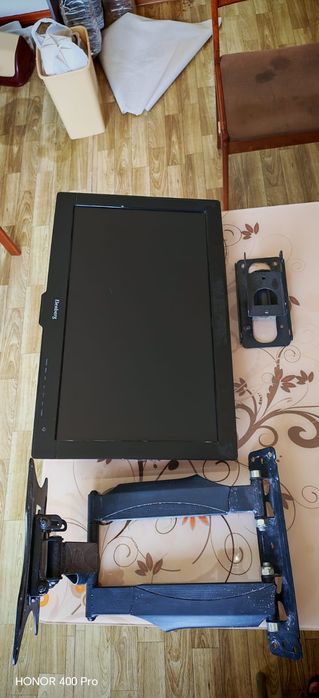 продам телевизор