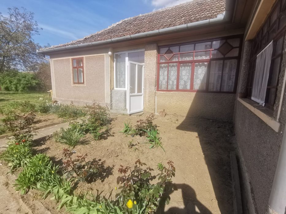 Casa de vanzare