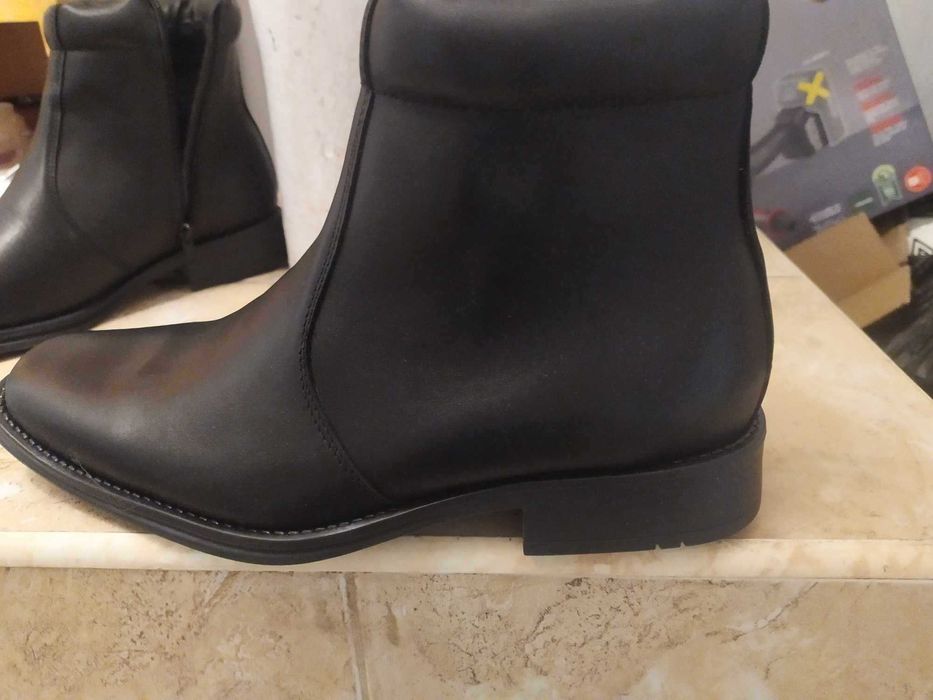 Боти мъжки от естественна кожа