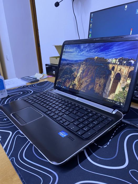 Ноутбук HP Pavilion dv6