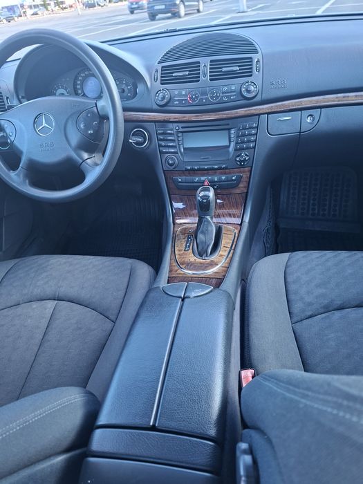 Mercedes EClasse 220 Diesel