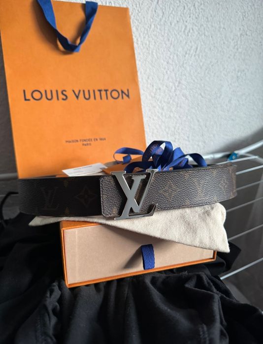 Curea Louis Vuitton originală reversibilă LV mărimea 95