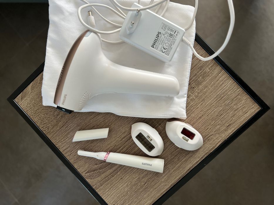 Фотоепилатор Philips Lumea Advanced BRI921/00