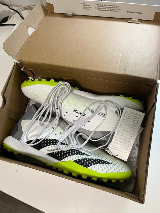 Papuci adidas predator accuracy.3