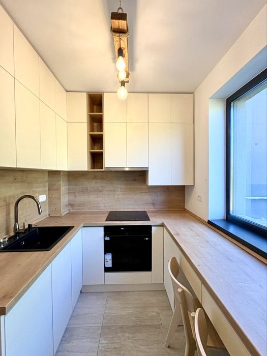 Apartament 2 camere Centrul Civic cu Parc.subt.+ boxa depozitare