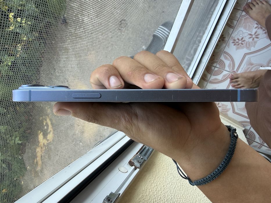 Pachet inedit : Iphone 14 plus si Air pods pro 2