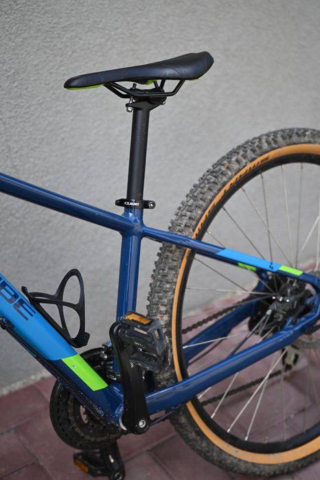 Bicicleta Cube Aim Race 27.5" - ca nouă, ideală statură mică