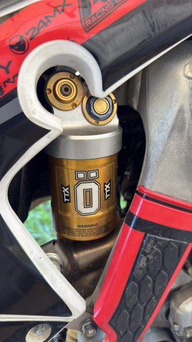 Vand/schimb Honda CRF 450R  - ingrijit si bine echipat