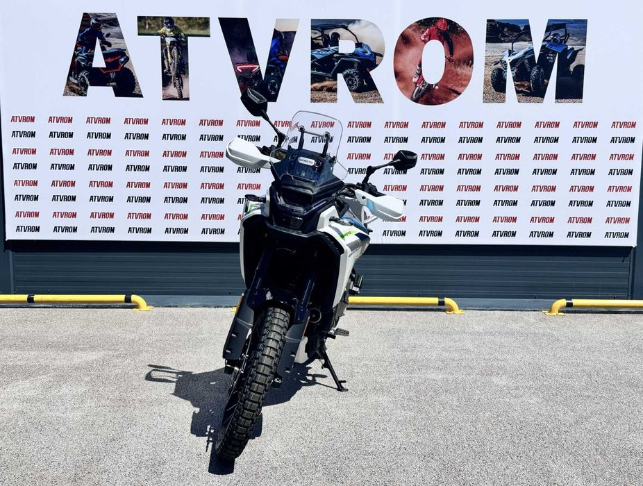Motocicleta CFMOTO 450MT '26