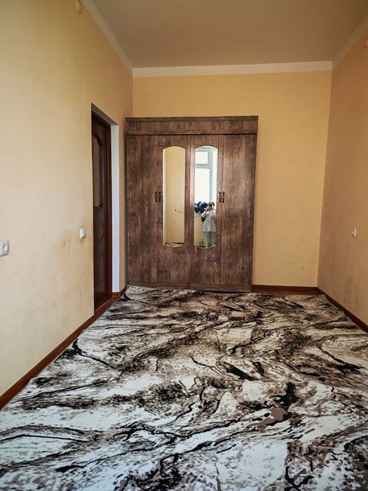 Uy sotiladi Termiz Shaxri Kamolot KIA avtosalon yonida