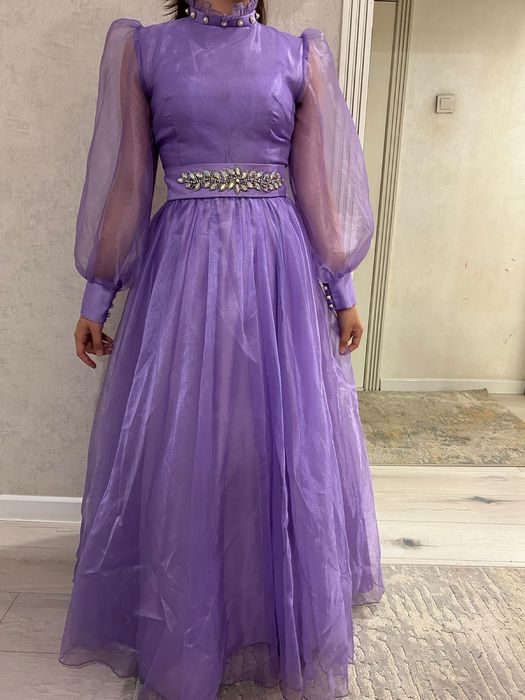 Продам совсем новую платью