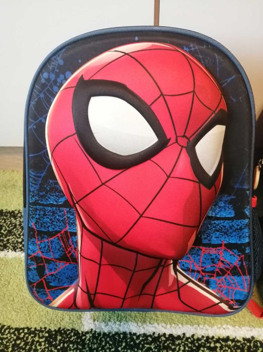 20 лв   Детска раничка 3D Spiderman