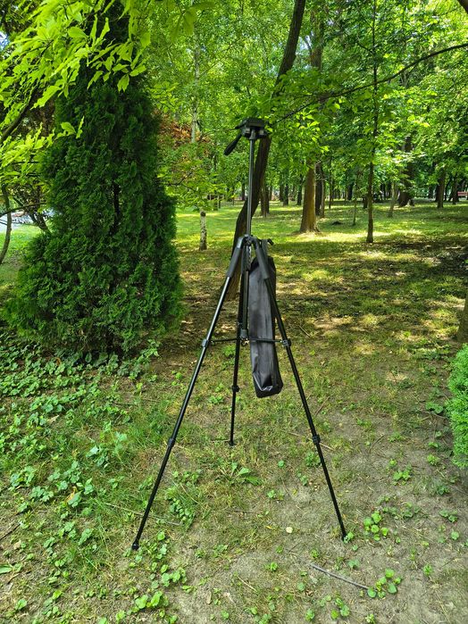 Trepied 180 cm cap video cu suport telefon si quick release