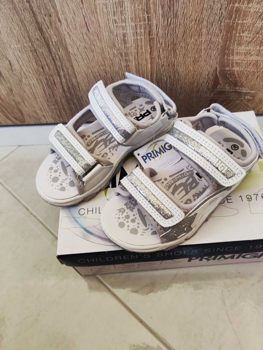 Сандали Primigi 26 НОВИ
