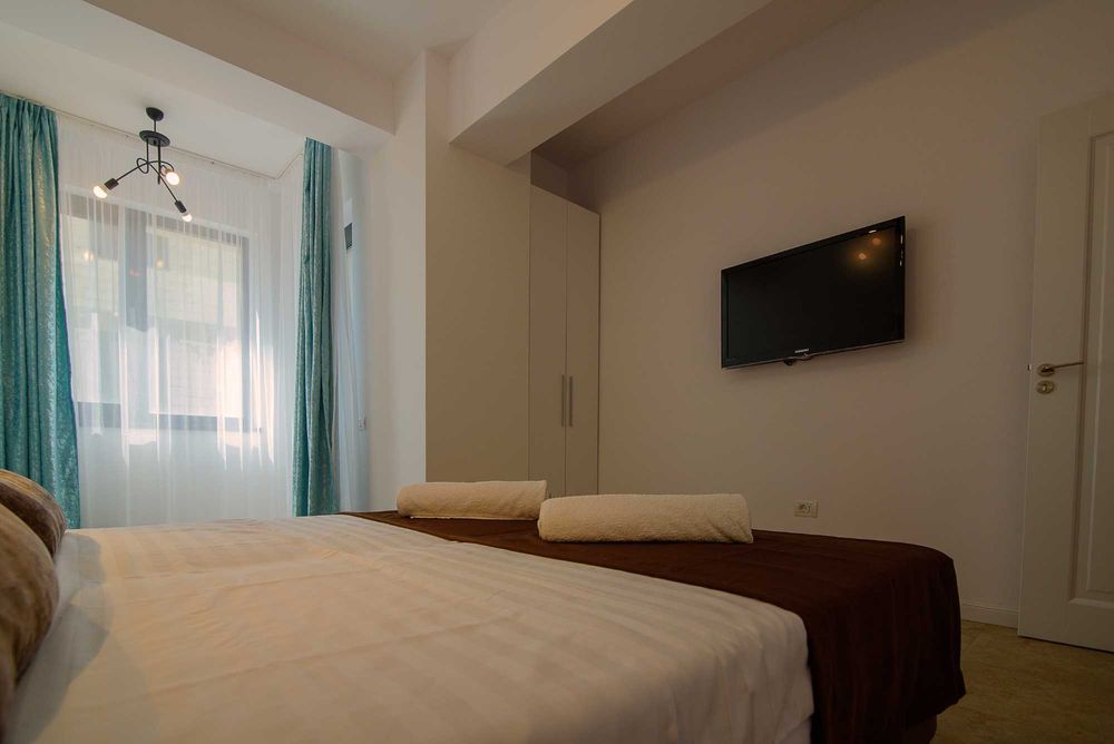 Apartamant 2 camere bloc Stefan Building Lake 1