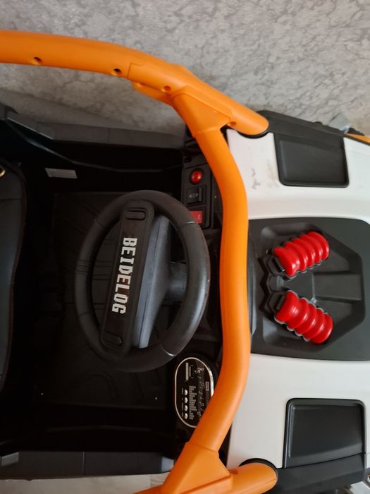 Продам машину новый.