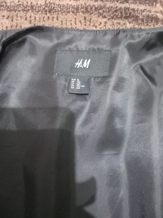 Veste si pantaloni costum