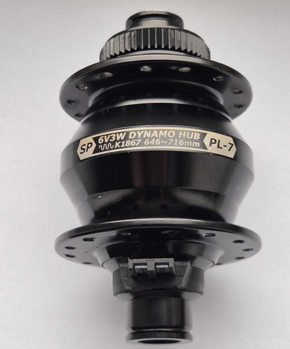 Butuc față cu dinam SP PL-7 + far bicicleta Supernova E3 Pure 3 HBM