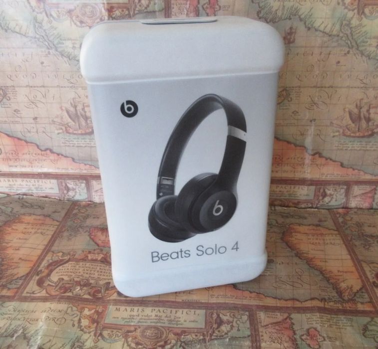 BEATS SOLO 4 Black Nou