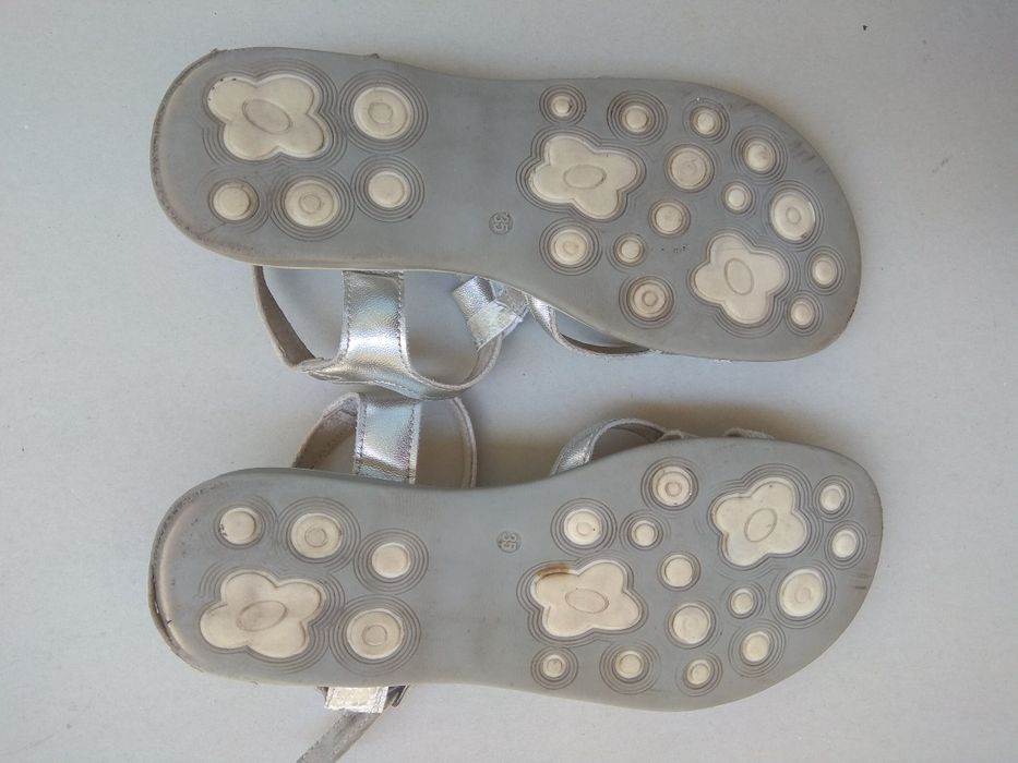 Детски сандали 35 номер