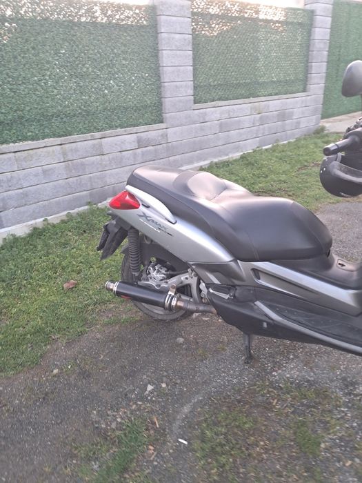 Yamaha xmax 250, перфектен