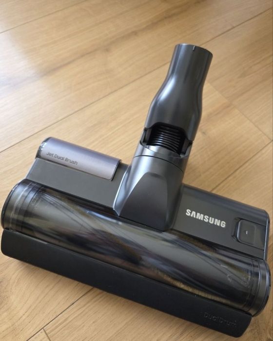 Samsung Dual Jet Brush - чисто нова