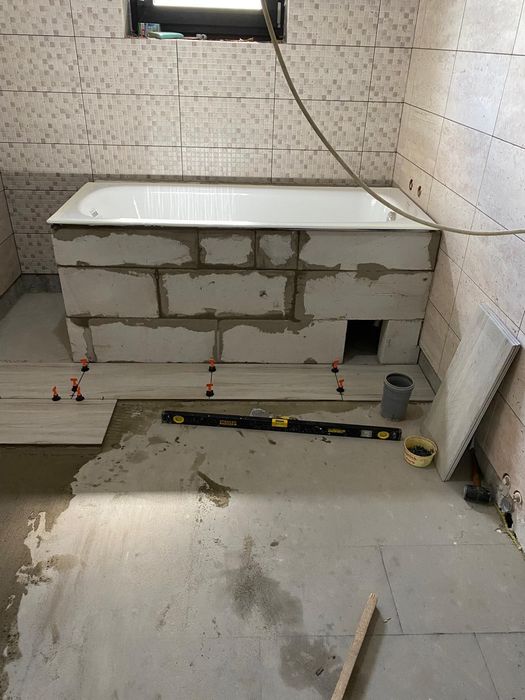 Construcții interioare-exterioare