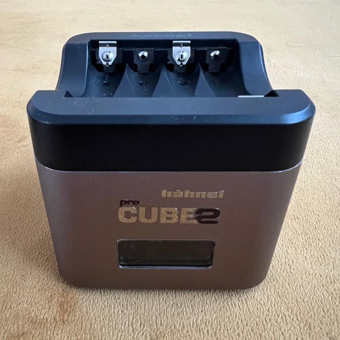Incarcator acumulatori - Hahnel Pro Cube 2