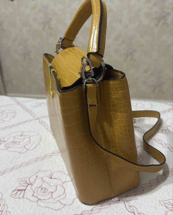 Отличный подарок сумка LV новая
