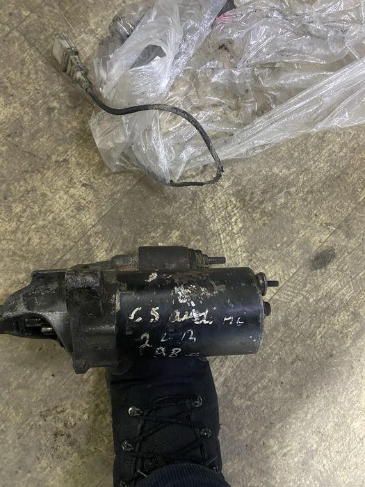 Стартер на Ауди А6 с5 А4 б/у