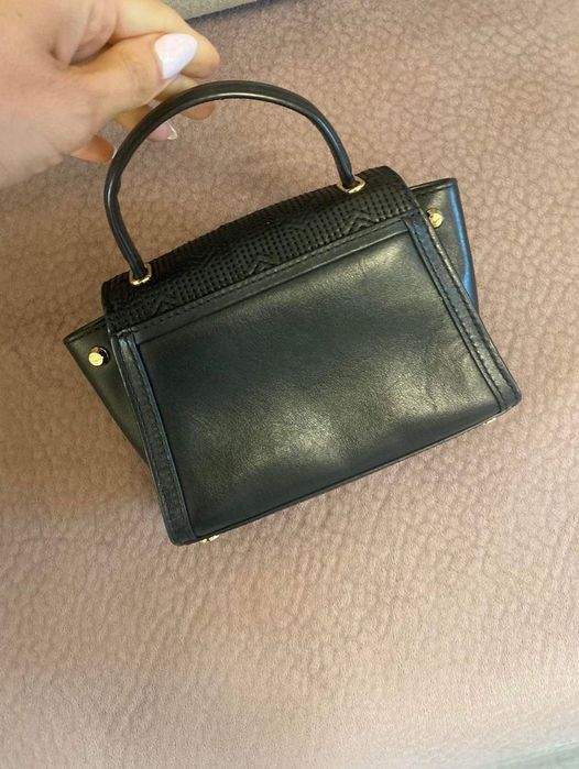 Елегантна чанта Michael Kors
