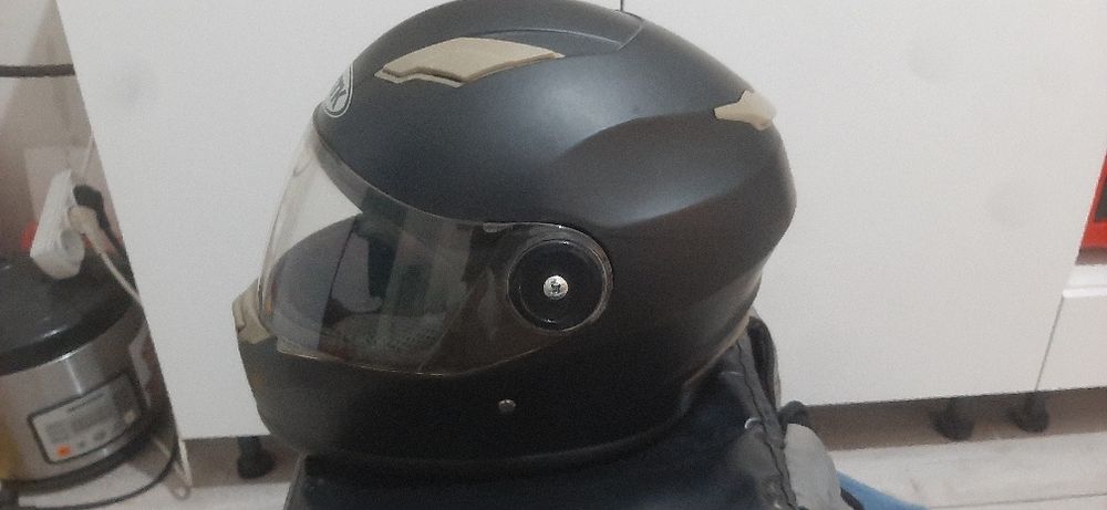 Мото шлем продаётся