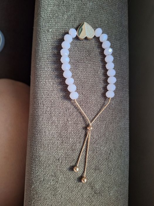 Луксозна подаръчна гривна