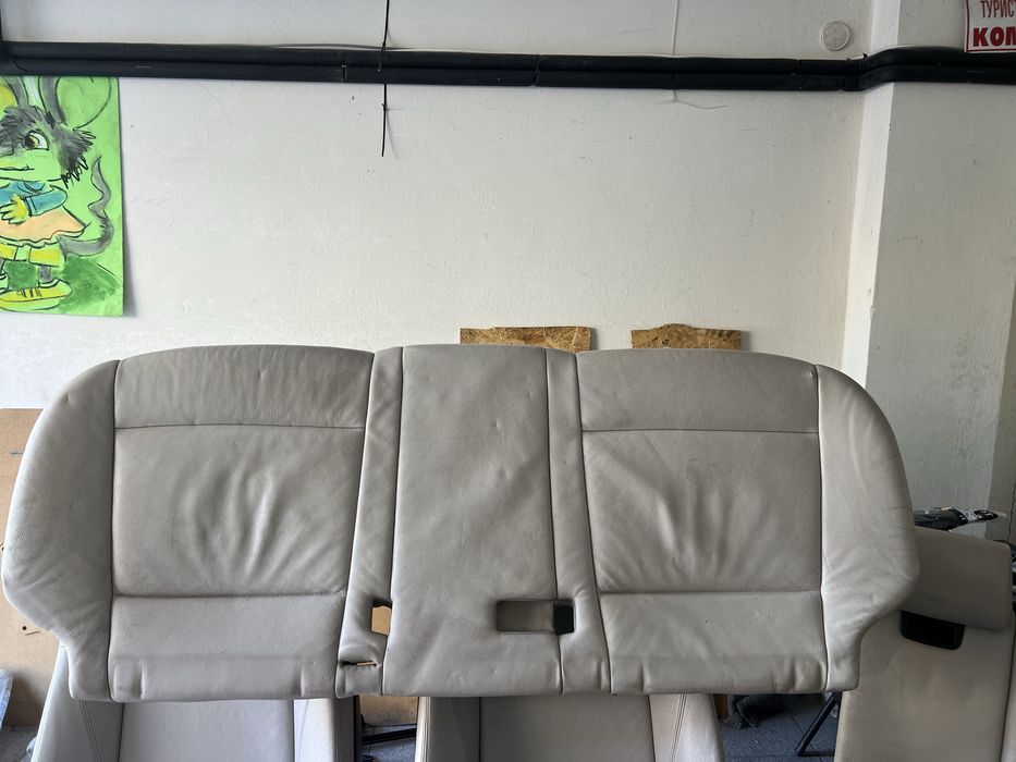 Салон за БМВ Х5 Е 70 феис