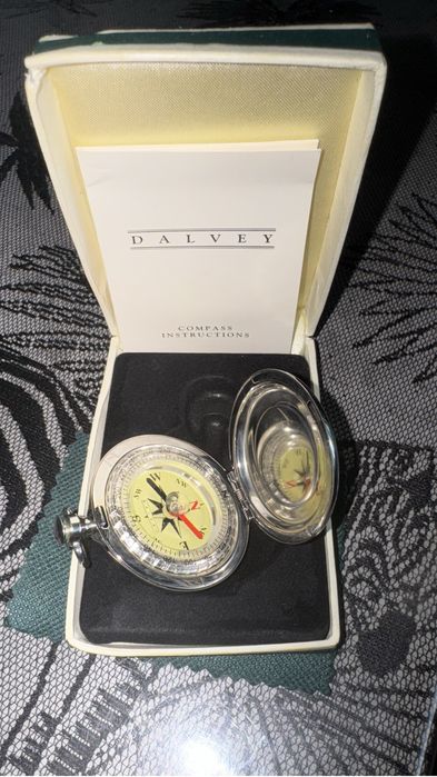 Срочно продам компас оригинал